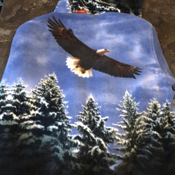 Wild Kind Life large Plush Sherpa Full Zip American Eagle Hoodie - Picture 4 of 4